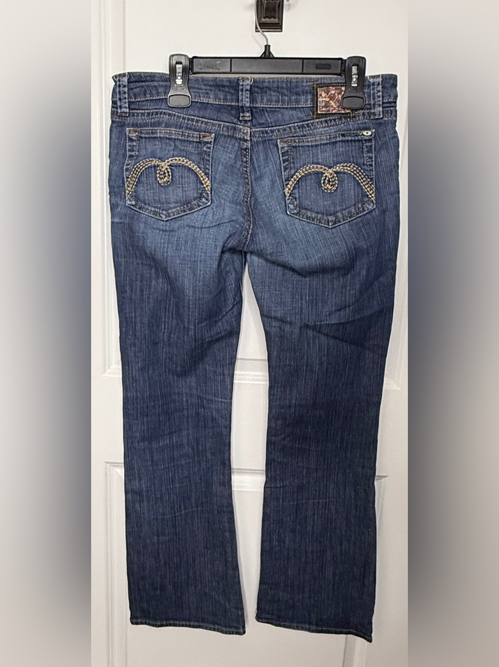 Mavi Erin Women's Flare Jeans in Medium Blue Wash Broken In Soft Denim | GUC